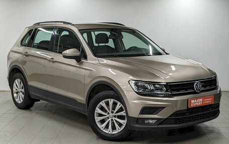 Volkswagen Tiguan II, 2020 год, 2 300 000 рублей, 3 фотография