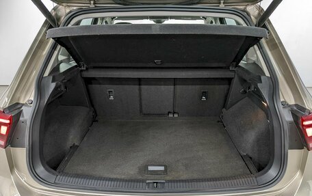 Volkswagen Tiguan II, 2020 год, 2 300 000 рублей, 10 фотография