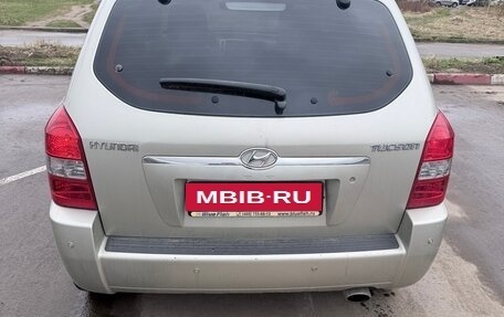 Hyundai Tucson III, 2007 год, 650 000 рублей, 4 фотография