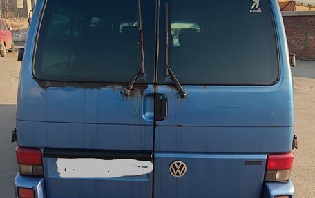 Volkswagen Caravelle T4, 2002 год, 740 000 рублей, 13 фотография