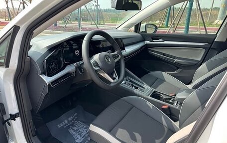 Volkswagen Golf VIII, 2023 год, 2 100 006 рублей, 4 фотография