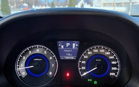 Hyundai Solaris II рестайлинг, 2013 год, 1 075 000 рублей, 19 фотография