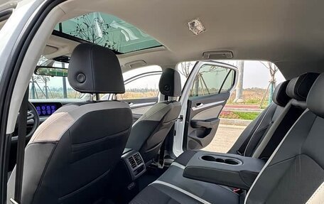 Volkswagen Golf VIII, 2023 год, 2 100 006 рублей, 12 фотография