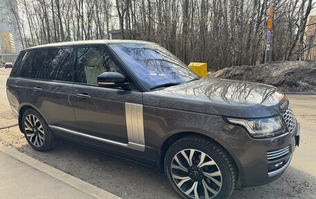 Land Rover Range Rover IV рестайлинг, 2016 год, 3 900 000 рублей, 2 фотография