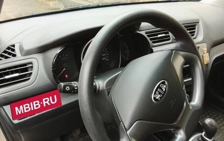 KIA Rio III рестайлинг, 2015 год, 1 099 000 рублей, 12 фотография