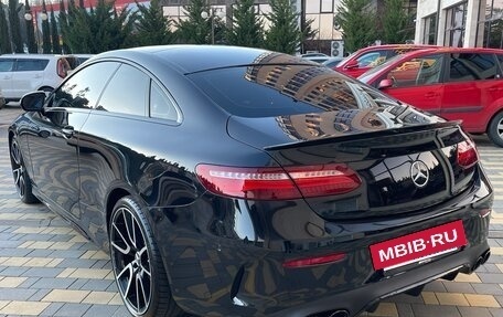 Mercedes-Benz E-Класс, 2017 год, 3 750 000 рублей, 4 фотография