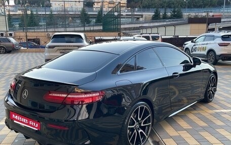 Mercedes-Benz E-Класс, 2017 год, 3 750 000 рублей, 5 фотография