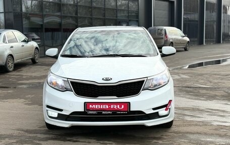 KIA Rio III рестайлинг, 2016 год, 885 000 рублей, 2 фотография