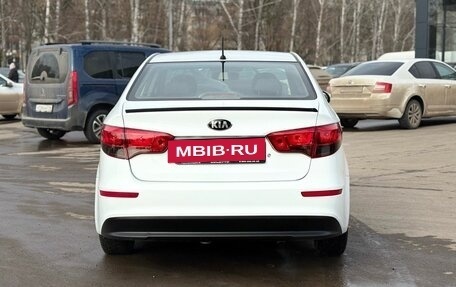 KIA Rio III рестайлинг, 2016 год, 885 000 рублей, 5 фотография