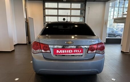 Chevrolet Cruze II, 2011 год, 555 000 рублей, 4 фотография