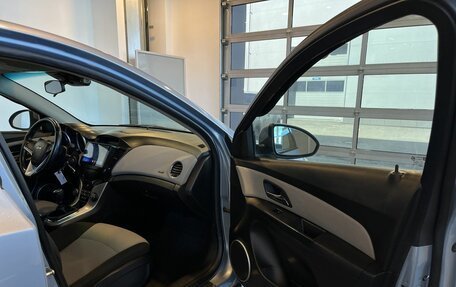 Chevrolet Cruze II, 2011 год, 555 000 рублей, 27 фотография