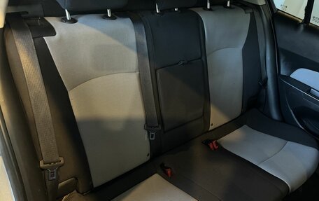 Chevrolet Cruze II, 2011 год, 555 000 рублей, 34 фотография