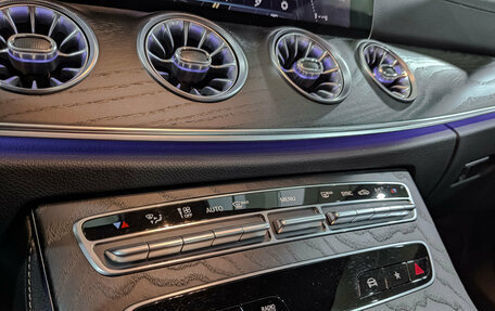 Mercedes-Benz CLS, 2021 год, 5 500 000 рублей, 21 фотография