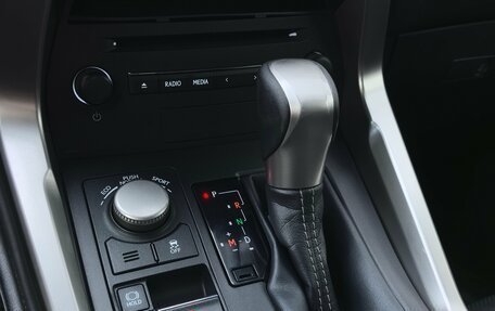 Lexus NX I, 2015 год, 2 820 000 рублей, 17 фотография