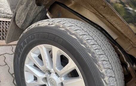 Toyota Land Cruiser Prado 150 рестайлинг 2, 2016 год, 5 099 000 рублей, 27 фотография