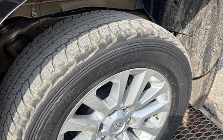 Toyota Land Cruiser Prado 150 рестайлинг 2, 2016 год, 5 099 000 рублей, 26 фотография