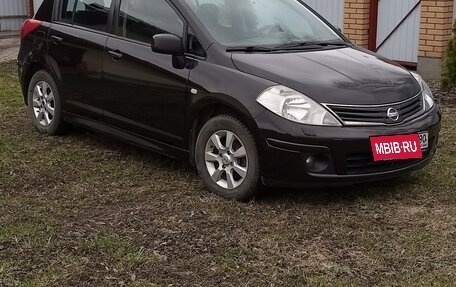 Nissan Tiida, 2010 год, 550 000 рублей, 3 фотография