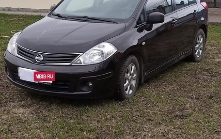 Nissan Tiida, 2010 год, 550 000 рублей, 2 фотография