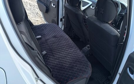 Renault Sandero I, 2013 год, 650 000 рублей, 6 фотография