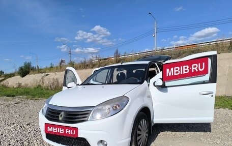 Renault Sandero I, 2013 год, 650 000 рублей, 12 фотография