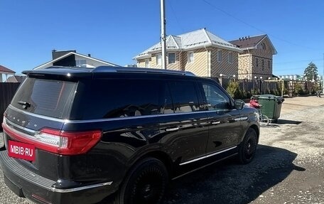 Lincoln Navigator, 2021 год, 10 349 000 рублей, 3 фотография