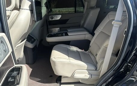 Lincoln Navigator, 2021 год, 10 349 000 рублей, 19 фотография