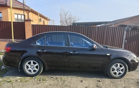 Hyundai Sonata VI, 2005 год, 780 000 рублей, 2 фотография