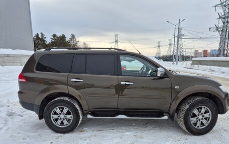Mitsubishi Pajero Sport II рестайлинг, 2015 год, 2 300 000 рублей, 9 фотография
