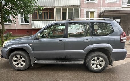Toyota Land Cruiser Prado 120 рестайлинг, 2007 год, 2 200 000 рублей, 3 фотография