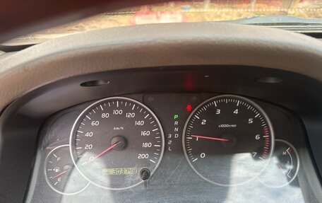 Toyota Land Cruiser Prado 120 рестайлинг, 2007 год, 2 200 000 рублей, 6 фотография