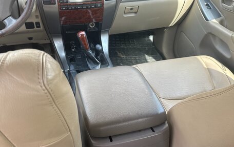 Toyota Land Cruiser Prado 120 рестайлинг, 2007 год, 2 200 000 рублей, 7 фотография