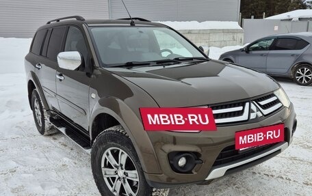 Mitsubishi Pajero Sport II рестайлинг, 2015 год, 2 300 000 рублей, 2 фотография