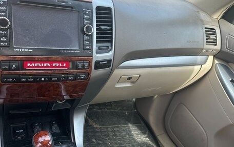 Toyota Land Cruiser Prado 120 рестайлинг, 2007 год, 2 200 000 рублей, 9 фотография