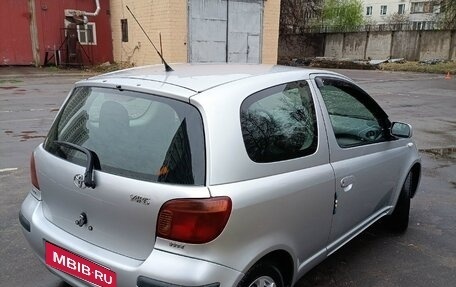 Toyota Yaris I рестайлинг, 2003 год, 440 000 рублей, 4 фотография