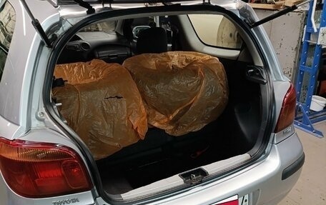 Toyota Yaris I рестайлинг, 2003 год, 440 000 рублей, 7 фотография