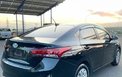 Hyundai Solaris II рестайлинг, 2018 год, 950 000 рублей, 1 фотография