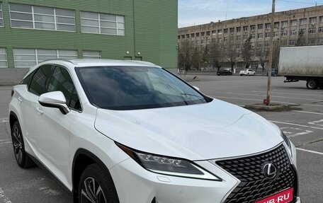 Lexus RX IV рестайлинг, 2021 год, 7 500 000 рублей, 1 фотография