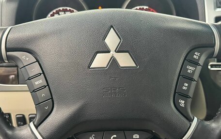 Mitsubishi Pajero IV, 2019 год, 4 060 000 рублей, 13 фотография