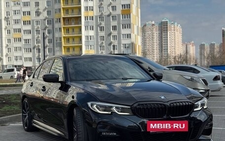 BMW 3 серия, 2019 год, 4 100 000 рублей, 2 фотография