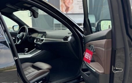 BMW 3 серия, 2019 год, 4 100 000 рублей, 10 фотография