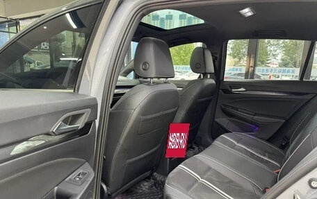 Volkswagen Golf VIII, 2023 год, 2 280 000 рублей, 10 фотография