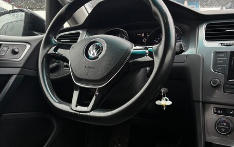 Volkswagen Golf VII, 2013 год, 900 000 рублей, 3 фотография