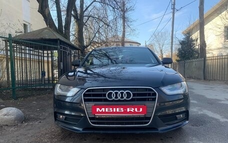 Audi A4, 2012 год, 1 900 000 рублей, 2 фотография