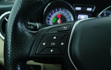 Mercedes-Benz GLA, 2015 год, 1 790 000 рублей, 9 фотография