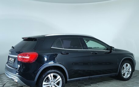 Mercedes-Benz GLA, 2015 год, 1 790 000 рублей, 24 фотография