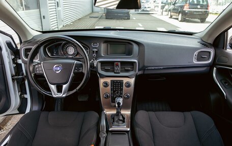 Volvo V40 Cross Country I, 2013 год, 1 095 000 рублей, 15 фотография