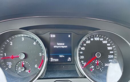 Volkswagen Passat B8 рестайлинг, 2018 год, 2 000 000 рублей, 10 фотография