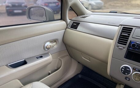 Nissan Tiida, 2005 год, 560 000 рублей, 11 фотография