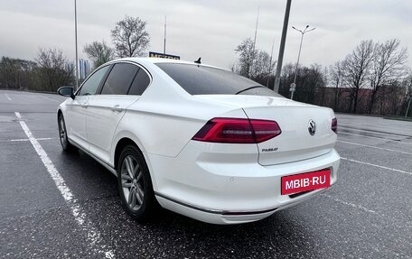 Volkswagen Passat B8 рестайлинг, 2018 год, 2 000 000 рублей, 8 фотография