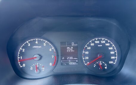 Hyundai Solaris II рестайлинг, 2018 год, 975 000 рублей, 15 фотография